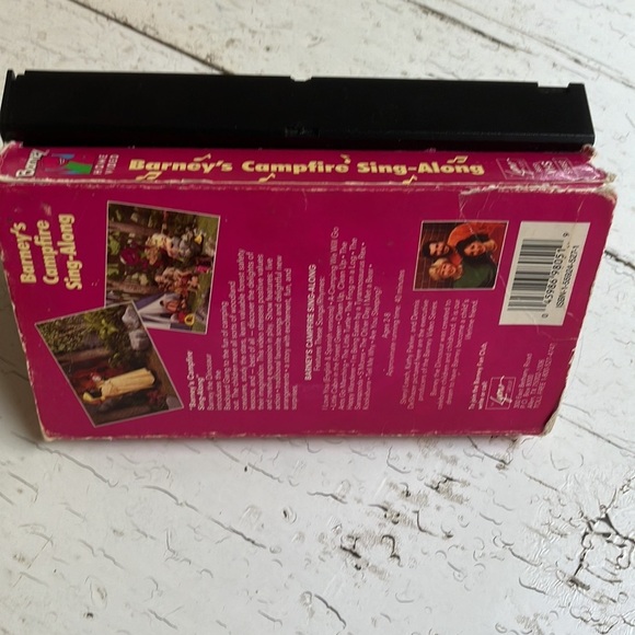 Barney’s Campfire Sing Along VHS The Lyons Group 1992 Ages 2-8. - Picture 5 of 6